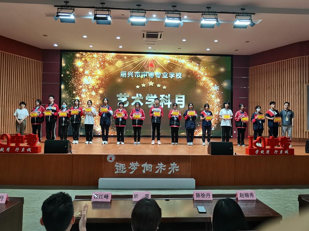 c88cc5690f1c4575855ffd746237c76c.jpg c88cc5690f1c4575855ffd746237c76c.jpg